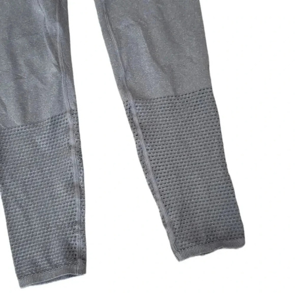 Fabletics Gray High Waisted Seamless Leggings S - Picture 3 of 4